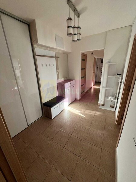 Apartament 3 camere bdul Chisinau