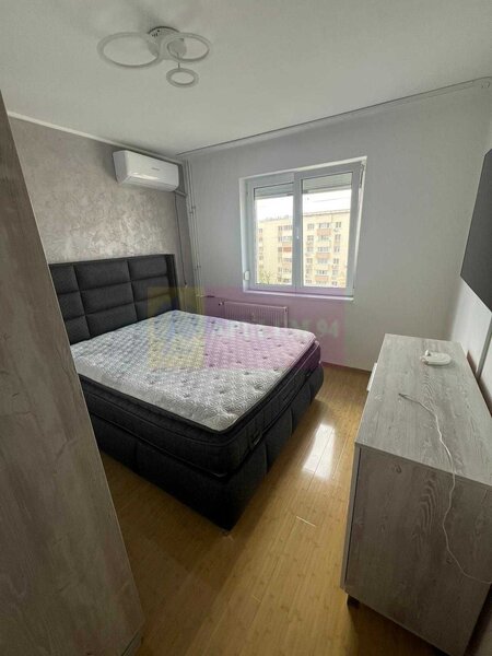 Apartament 3 camere bdul Chisinau